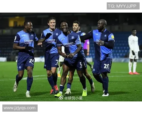 克劳利队与利兹联的精彩对决揭示英格兰足球的激烈竞争与无限可能