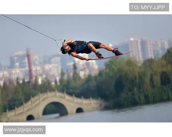 赛后复盘：杭州极限运动队与成都极限运动队的战术与意识碰撞分析